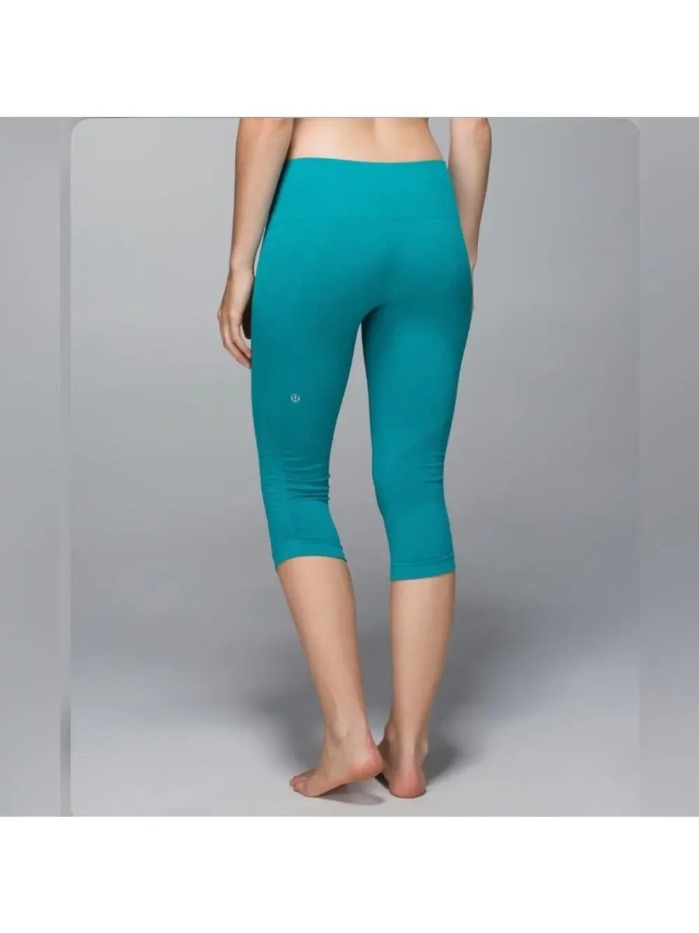 Lululemon In The Flow Crop II Heathered Teal Size 8
